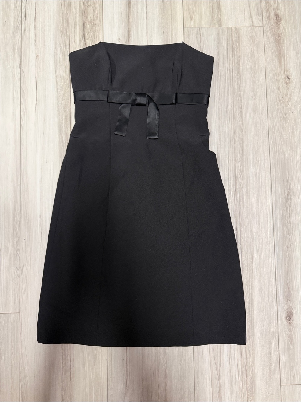 Laundry By Shelli Segal Strapless Black A-Line Dress with Satin Waist Ribbon